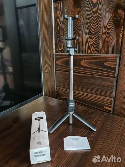 Штатив монопод селфи палка Huawei, б/у