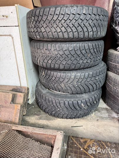 Michelin X-Ice North XIN2 185/65 R15