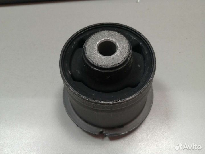 Сайлентблок балки Solaris/Rio 3