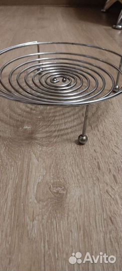 Пружинная ваза для фруктов