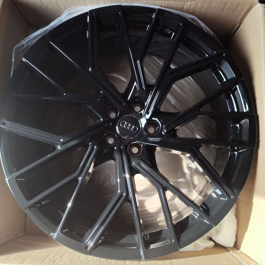Литые диски Audi 9×R21 5×112
