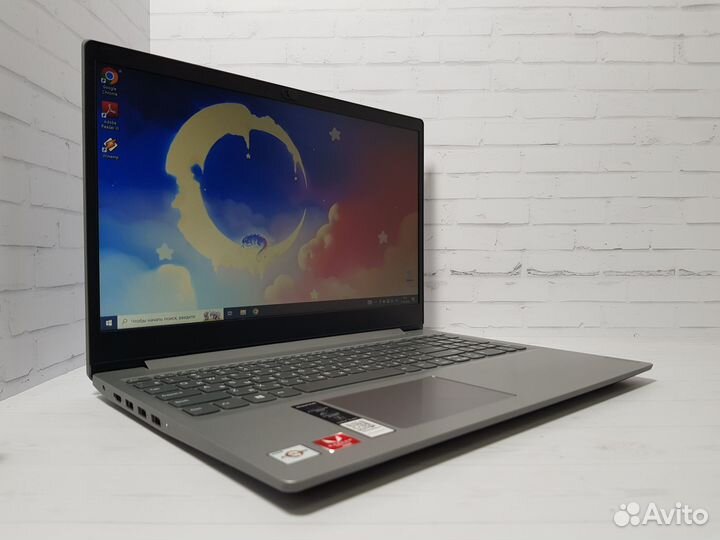 Мощный ноутбук Lenovo 8gb/SSD/Windows 10
