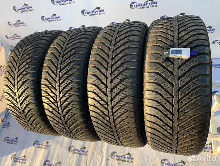 Goodyear Vector 4Seasons 215/55 R16 97V