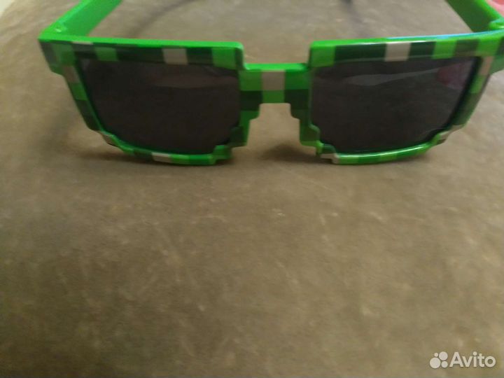 Солнцезащитные очки детские+ 1 в подарок