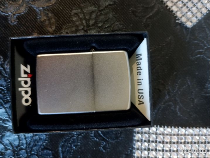 Зажигалка бензиновая zippo