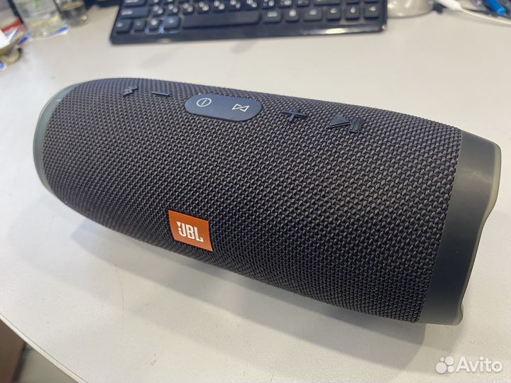 Колонка jbl charge 3