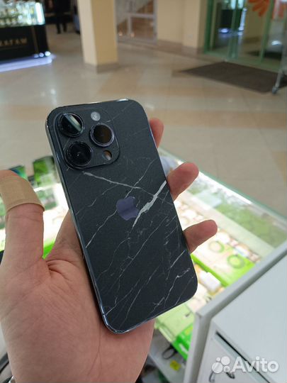 Гидрогелевая и полиуртановая пленка на телефон