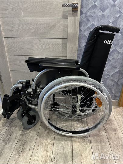 Коляска инвалидная