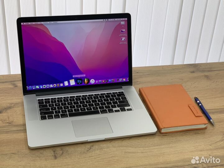 MacBook Pro 15 Retina i7 8/256 gb