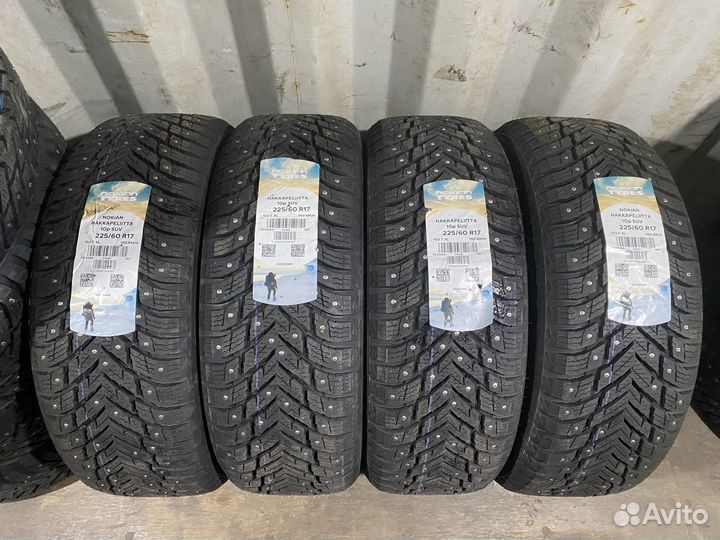 Nokian Tyres Hakkapeliitta 10p SUV 225/60 R17