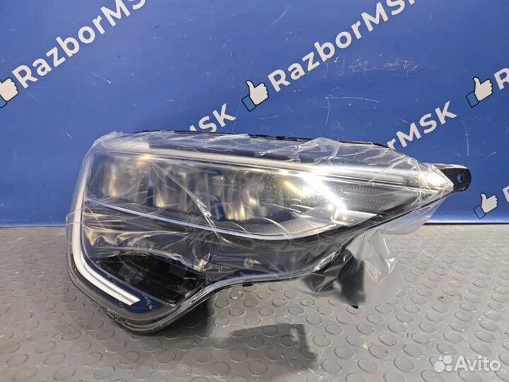 Фара правая Renault Arkana новая оригинал