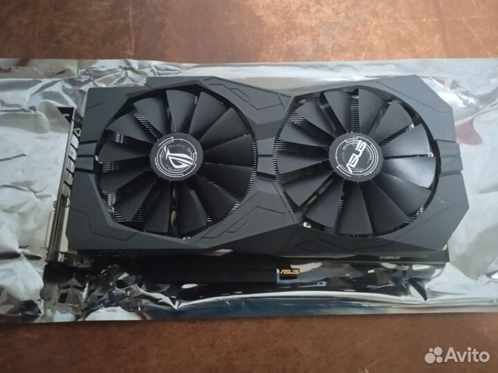 Nvidia Geforse GTX 1050 2 GB gddr5 Rog Strix