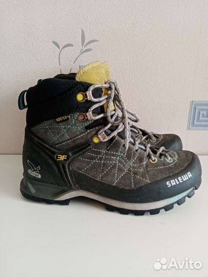Трекинговые ботинки salewa р.35 женские