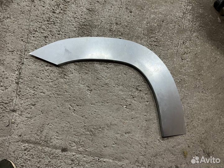 Комплект арок Mazda 323 F IV (BG) лифтбек передняя