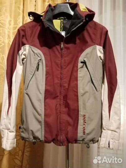 Куртка горнолыжная