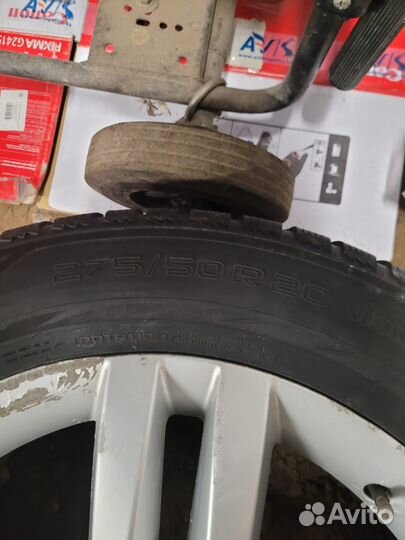 Nokian Tyres Hakkapeliitta R2 275/50 R20