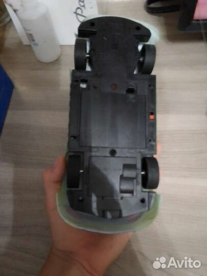 Продаю машинку на пульте управления