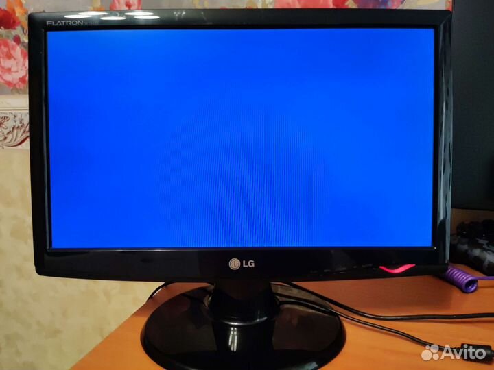 LG Flatron W1943S