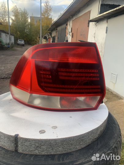 Фонарь задний