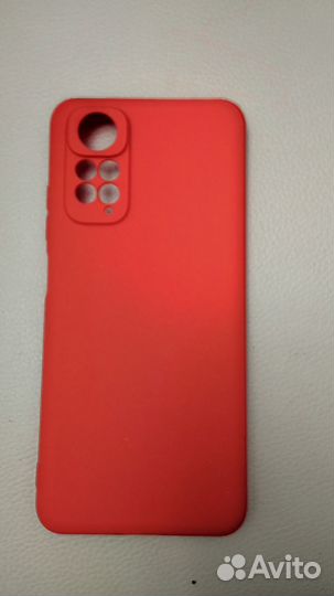 Чехол на телефон