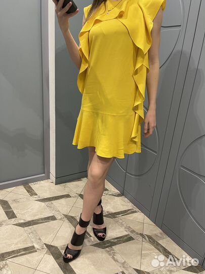 Red valentino оригинал