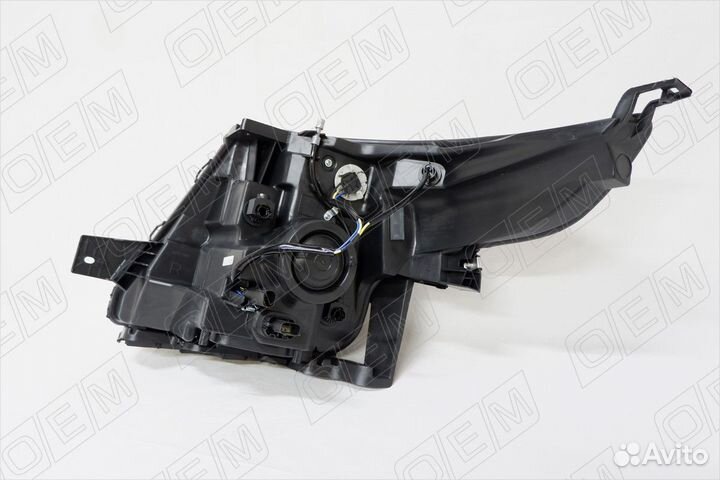 Фара правая для Ford Explorer 5 2010-2015 560421