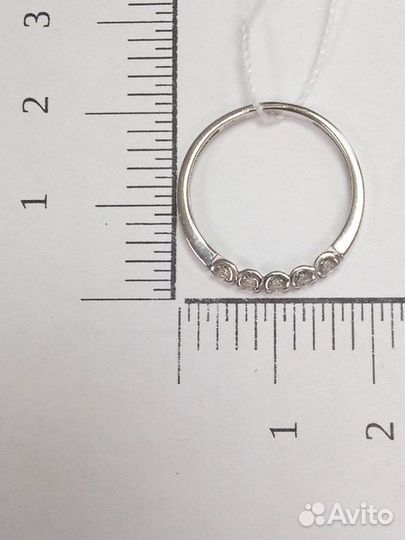 Золотое кольцо с камнем 16р