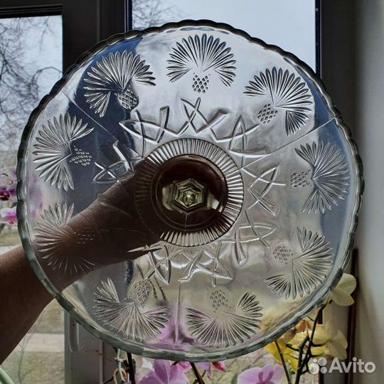 Ваза на ножке фруктовница