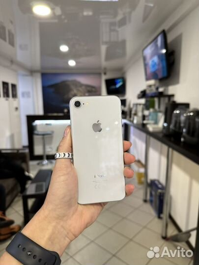 iPhone 8, 256 ГБ