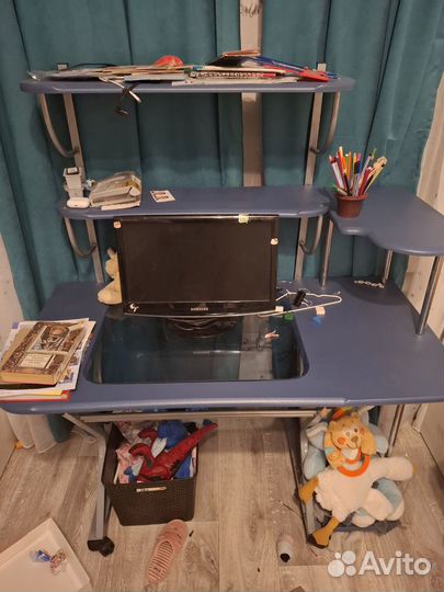 Компьютерный стол