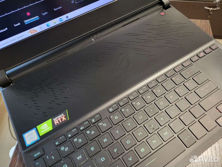 Asus ROG Zephyrus S GX531GW (I7 - RTX2070 8гб)