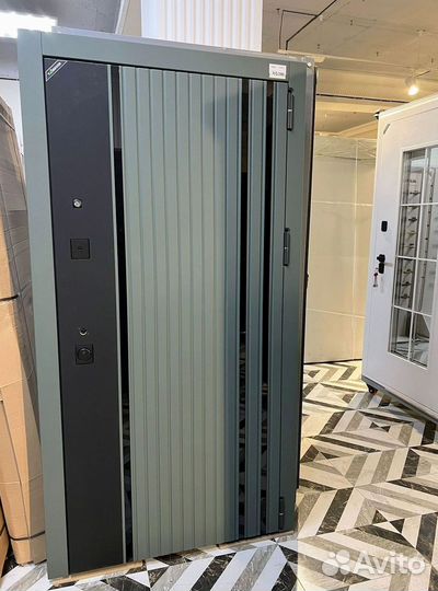 Дверь входная стальная