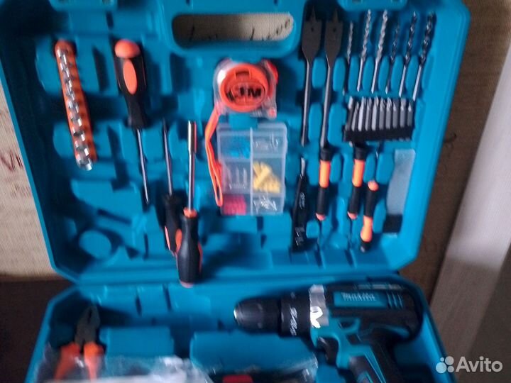 Шуруповерт makita новый 18v