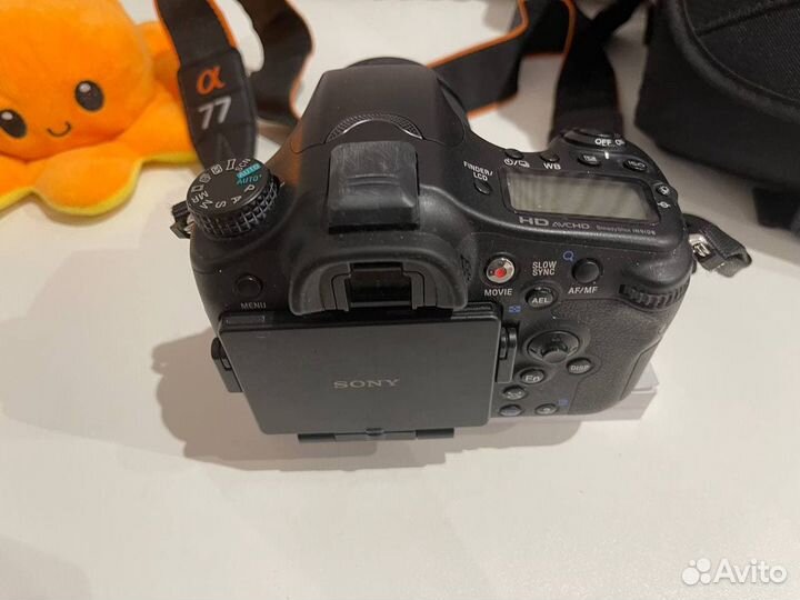 Зеркальный фотоаппарат Sony Alpha SLT-A77 Kit