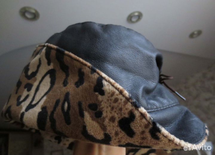 Шапка женская утепленная