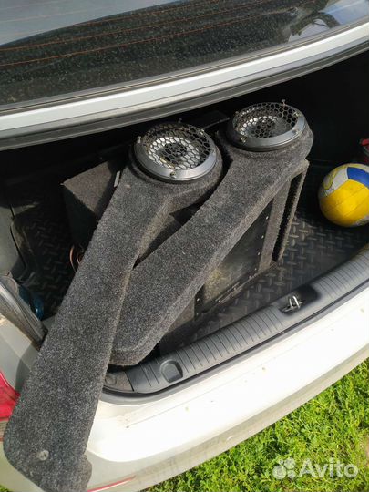 Сабвуфер alpine