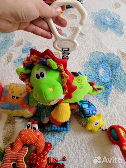 Игрушки для самых маленьких пакетом