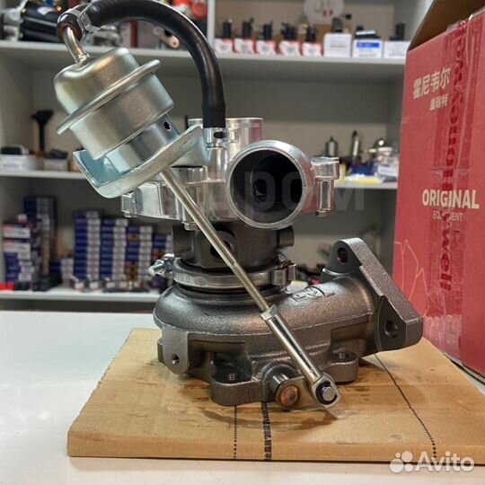 Турбина Mitsubishi L200 4D56 1515A029 (RHF4)