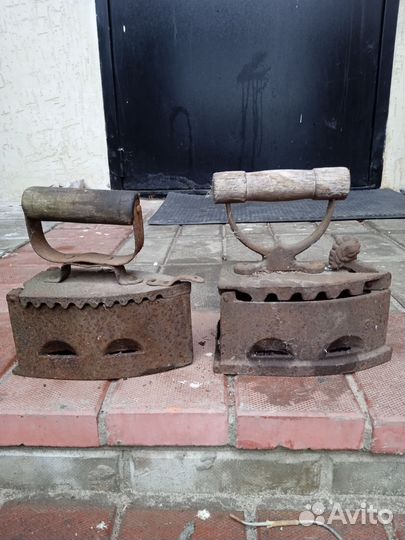 Утюг старый