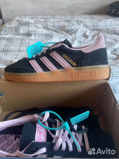 Adidas spezial pink