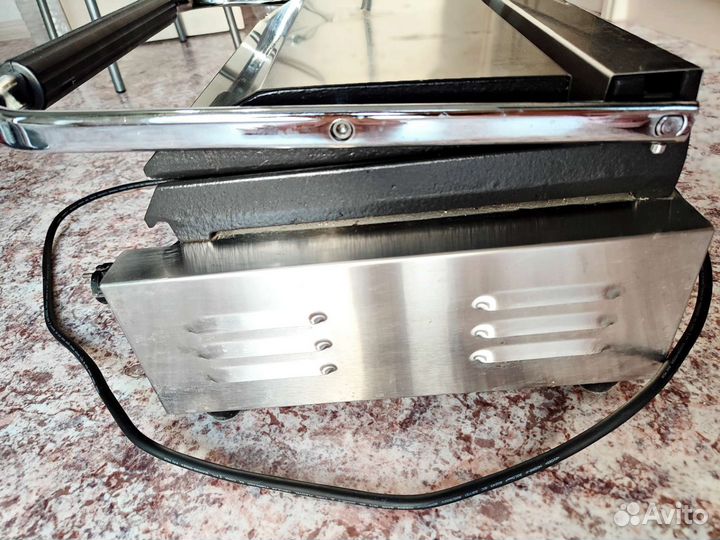 Гриль прижимной Hurakan HKN-PE34R