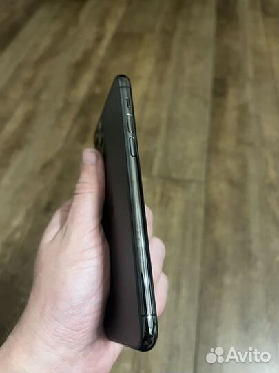 iPhone 11 Pro, 64 ГБ