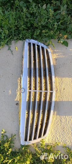 Решетка радиатора Mercedes