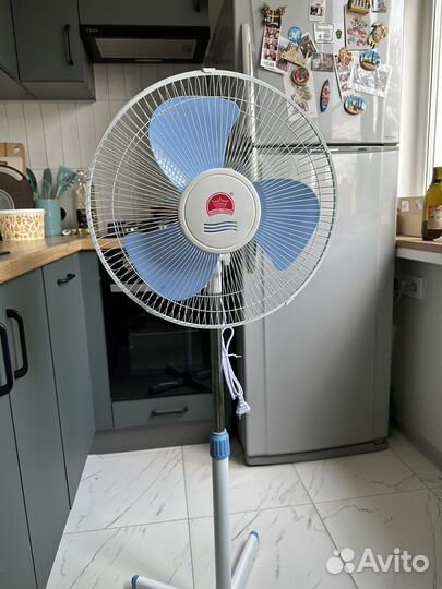 Вентилятор напольный новый