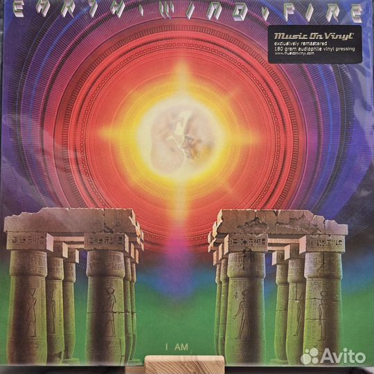 Earth, Wind & Fire – I Am