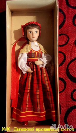 Куклы в народных костюмах