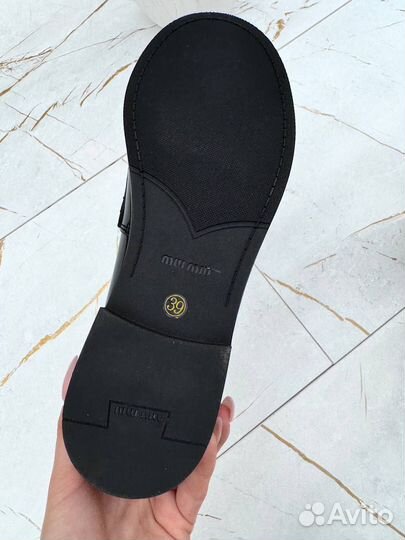 Лоферы женские Miu Miu