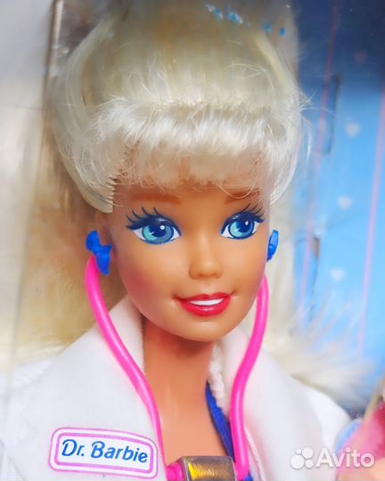 Dr. Barbie Blonde 1993