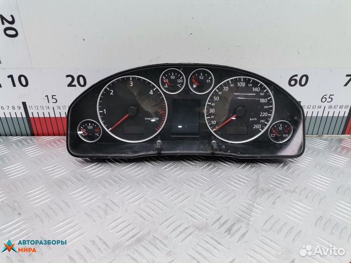 Щиток приборов (приборная панель) Audi A6
