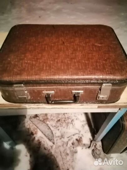 Чемодан дорожный бу